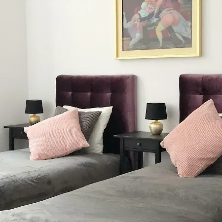 Tcf - Big With Free Garage Apartment Krakow