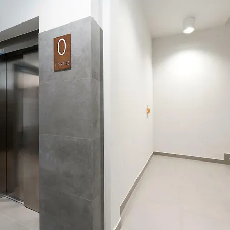 Lobzow Apartament Apartment Krakow