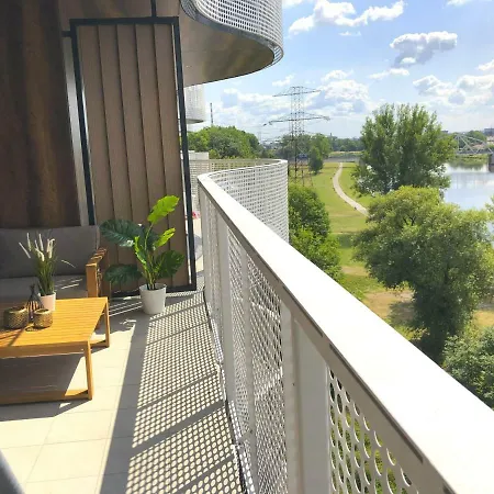 Glamour With Big, Private Terrace Apartment