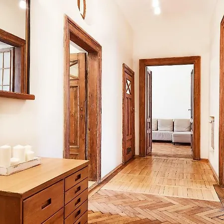Prestige Location Pijarska Street Apartment