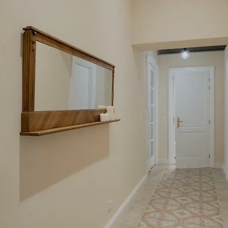 Apartmán Michalowskiego 11 *