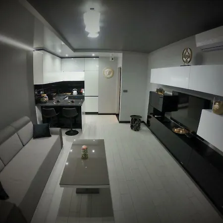 Lema Versace Apartment Krakow