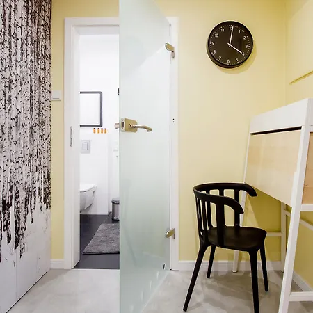 Old Town Luxury By Amstra דירה *
