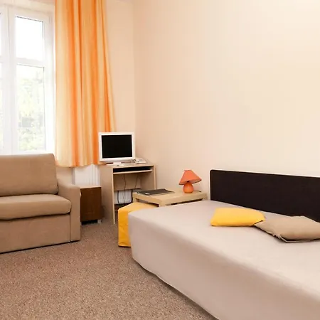 24 Hostel