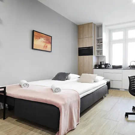 Apartment Compact Slowackiego Avenue