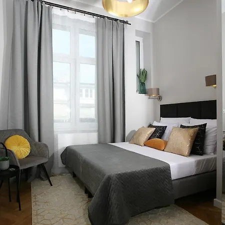 Gem By Castle Appartement