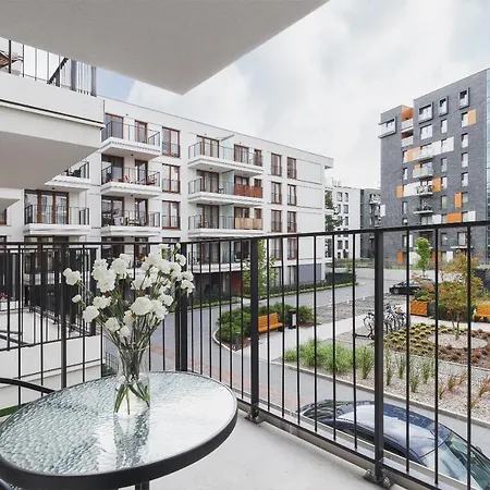 Go Rakowicka By Renters Apartment *