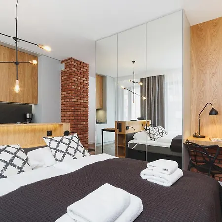 Go Rakowicka By Renters Apartment