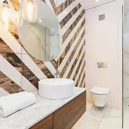 Krakowmyplace Kazimierz Aparthotel 3*