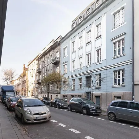 Topolowa 48 By Renters *