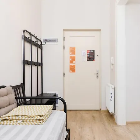 Topolowa 48 By Renters Apartment