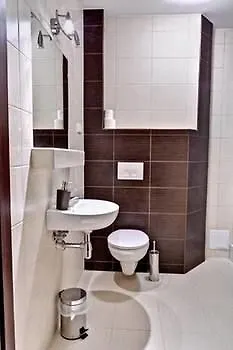 Appartement Old Town Luxe Retreat - King Bed - Steps To Main Square Krakau