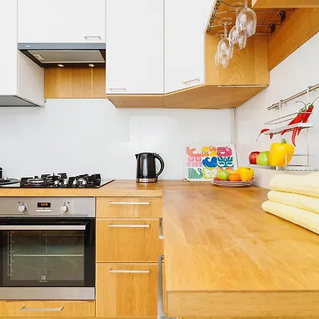 Modern - Old Town Apartment *