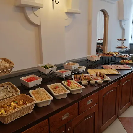 Wyspianski Otel 3*
