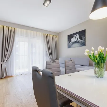 Apartment Go Rakowicka By Renters