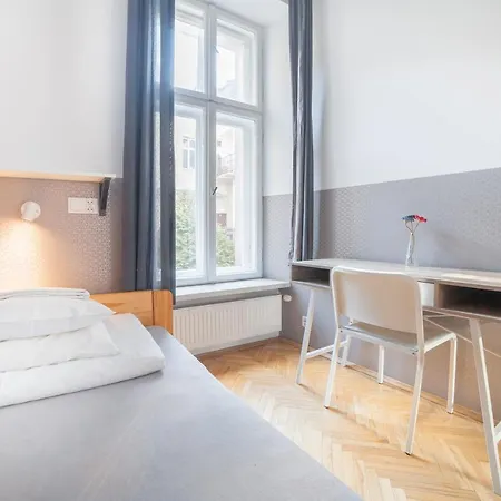 Dizzy Daisy Hostel Krakov