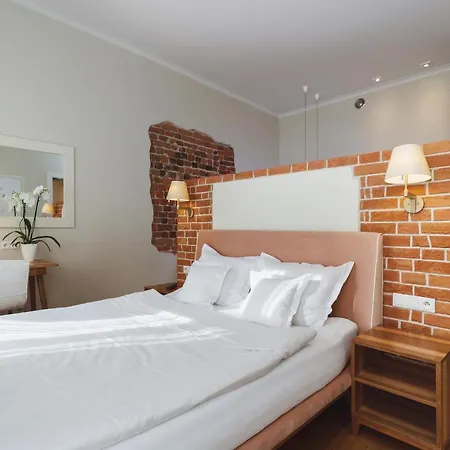 Aparthotel Bracka 6 4*